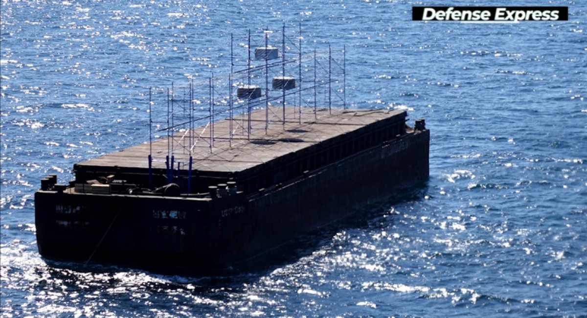 A lighter of the UDP shipping company fleet, which served as a Project 1635K target for the Navy of Ukraine to test the 