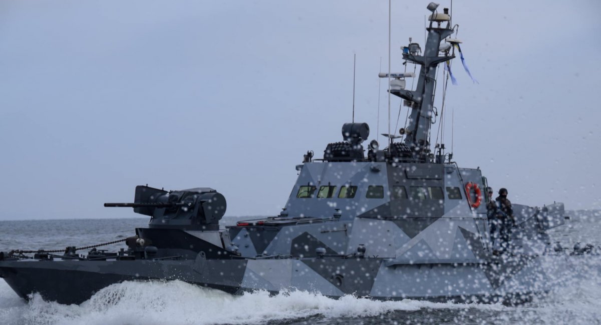Illustrative image Defense Express Defense Express’ Weekly Review: Ukraine and the UK Will Establish a Joint Flotilla, russia Activates the Admiral Nakhimov Battlecruiser’s Reactor, russian Forces Sinks the BTR-D APCs