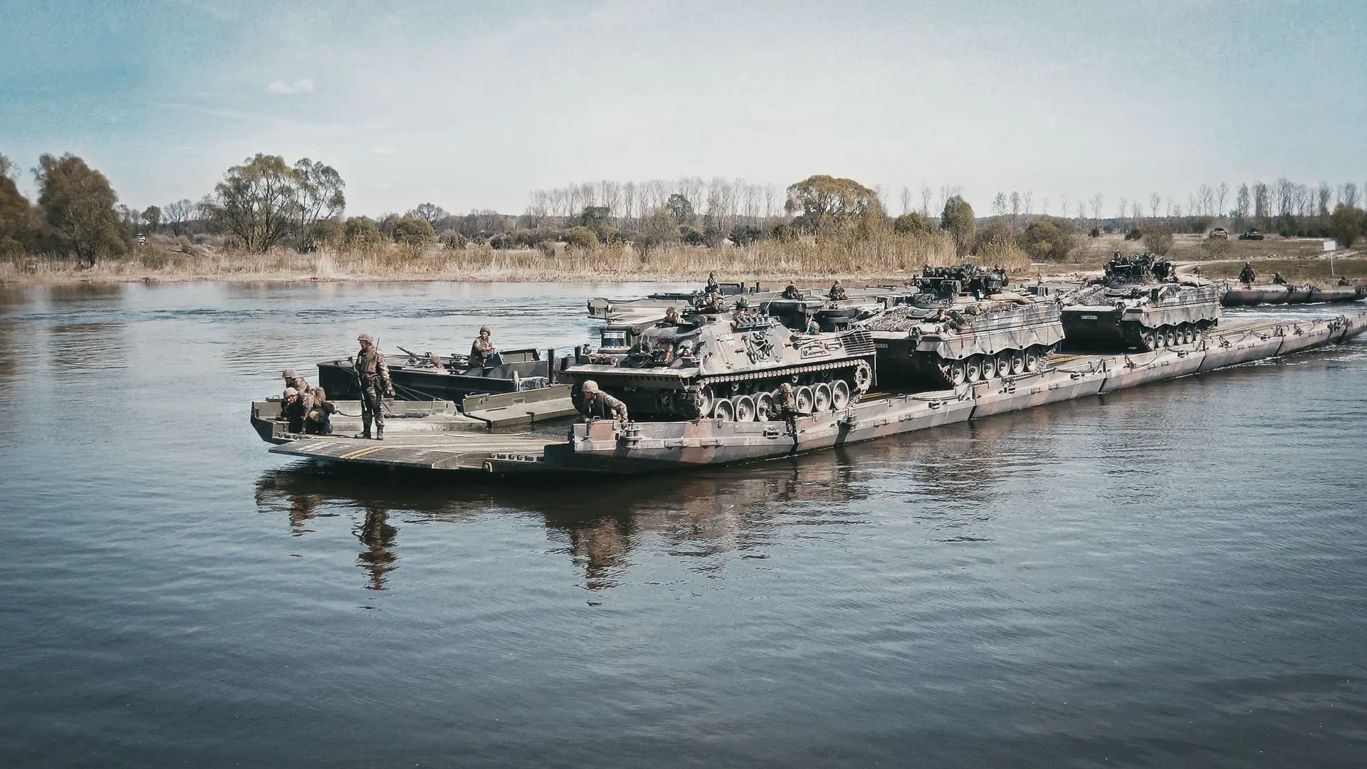 Germany Announces Multi-Million Investment in Pontoon Bridges and Crossings, Defense Express
