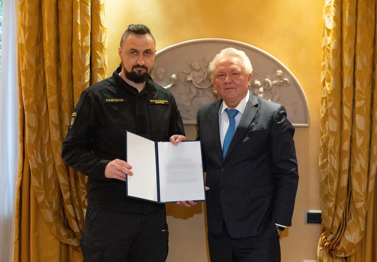 Collaboration between Europe’s largest ammunition maker and Ukrainian partners signifies a pivotal step towards bolstering Ukraine’s defense capabilities and enhancing regional security Defense Express Rheinmetall and Ukrainian Partner Forge Alliance for Ammunition Manufacturing
