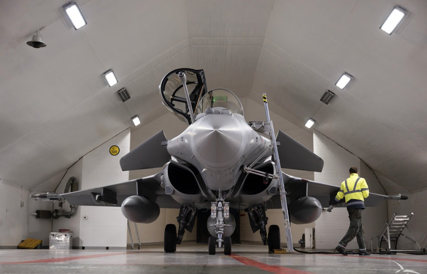 Will Rafale Jets Fit into Ukraine's Soviet-Era Shelters, and How Much Will New Ones Cost?, Defense Express