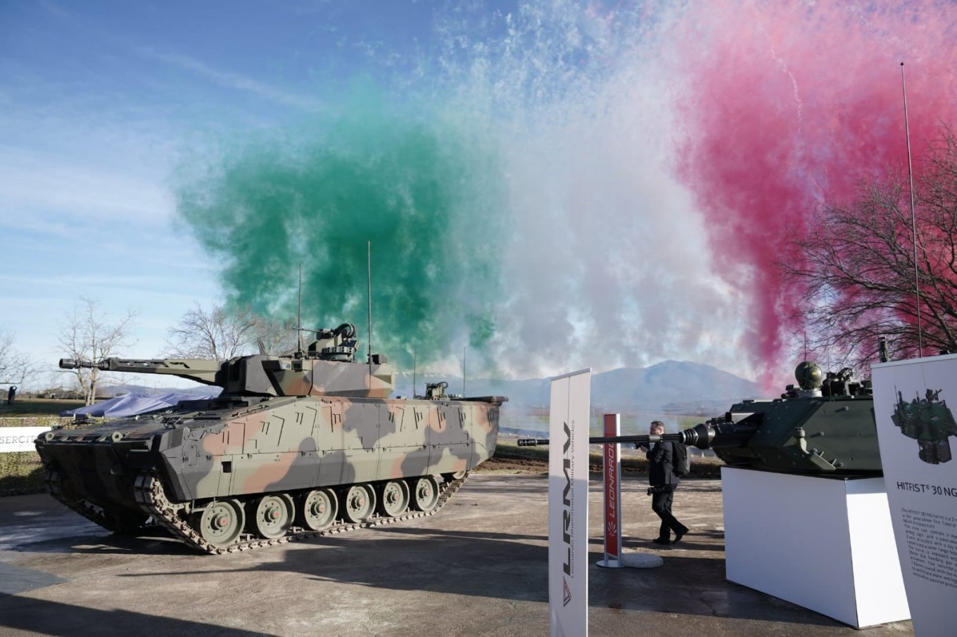 The Lynx KF-41 vehicle with the Hitfist turret Defense Express Italy Officially Receives First Lynx KF41 IFVs, 1,046 More to Follow: Time and Cost of the Program