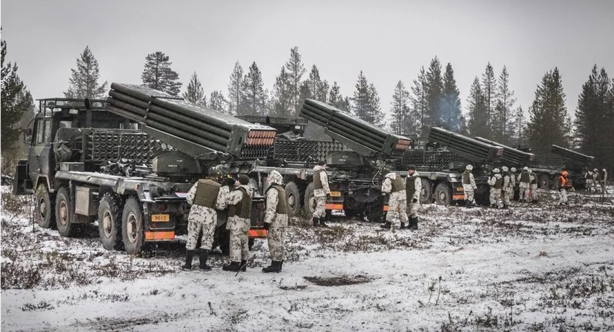 Finnish artillerymen preparing to fire a RM-70 Vampire MLRS / Defense Express / Polish Langusta Upgrade Shows How to Increase Range of BM-21 Grad MLRS to 70 km and Why It Matters