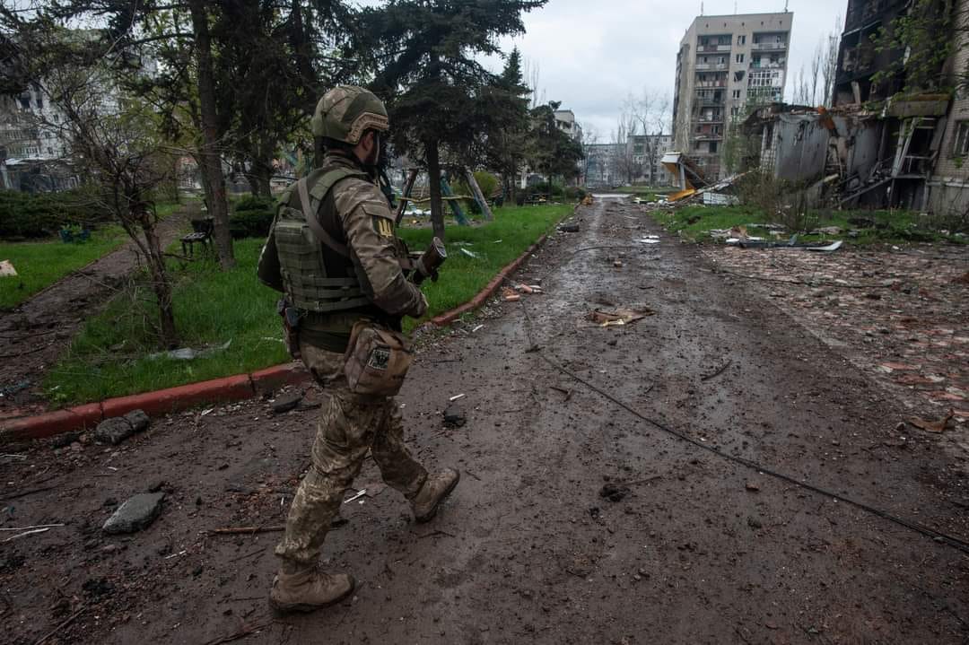 Ukrainian troops continue to defend Bakhmut, The 93rd Mechanized Brigade 'Kholodnyi Yar', Defense Express