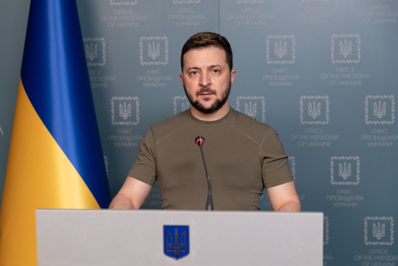 Defense Express / President of Ukraine Volodymyr Zelenskyy at his daily address on late evening April 18 / Day 55th of War Between Ukraine and Russian Federation (Live Updates)