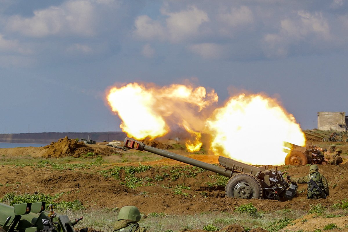 122 mm D-30 howitzer