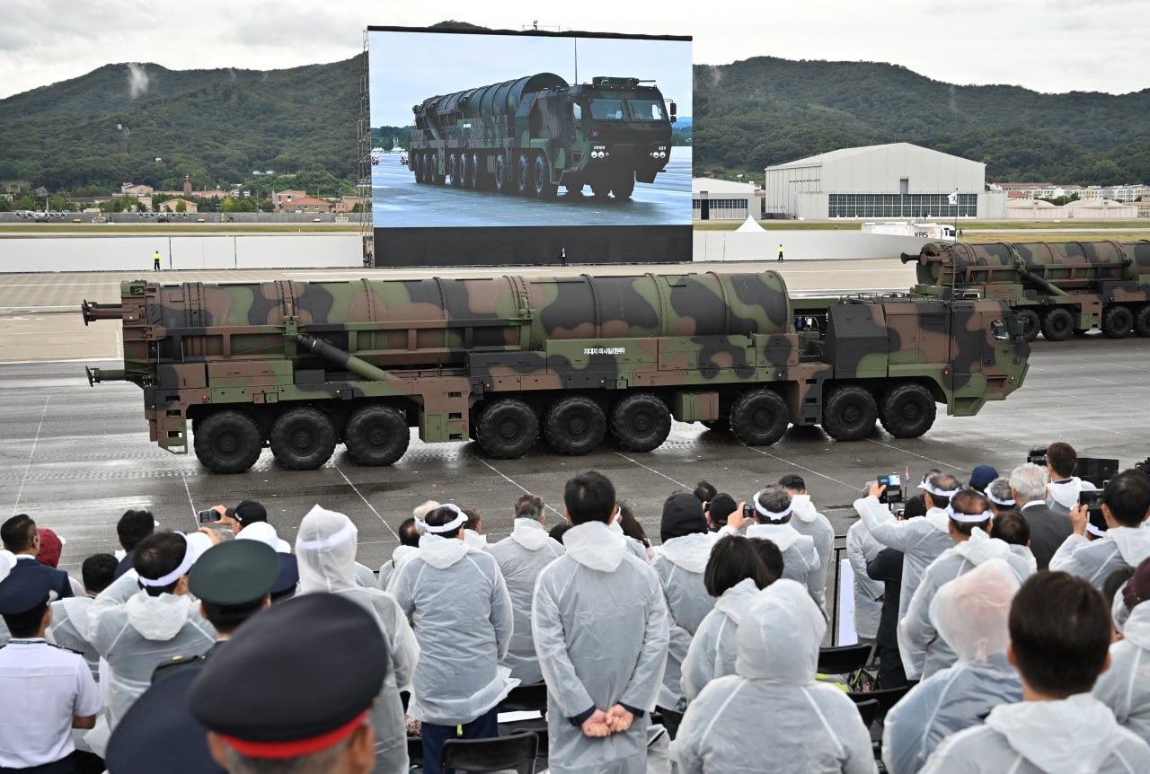 The Hyunmoo-5 short-range ballistic missile Defense Express South Korea Moves the Hyunmoo-5 Ballistic Missile into Mass Production, a Strategic Answer to North Korea's Nuclear Arsenal