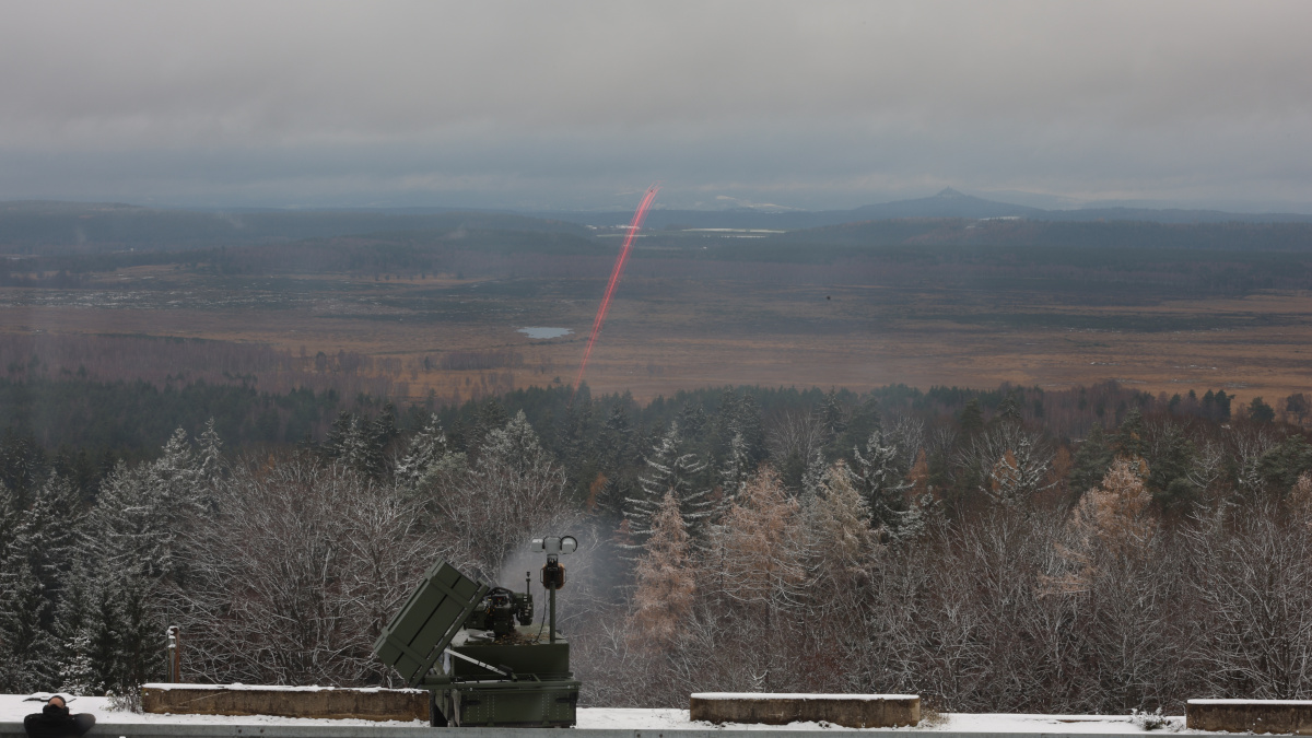 Germany's Diehl Successfully Tests Cicada Anti-Aircraft Drone on KDV Vehicle, Defense Express