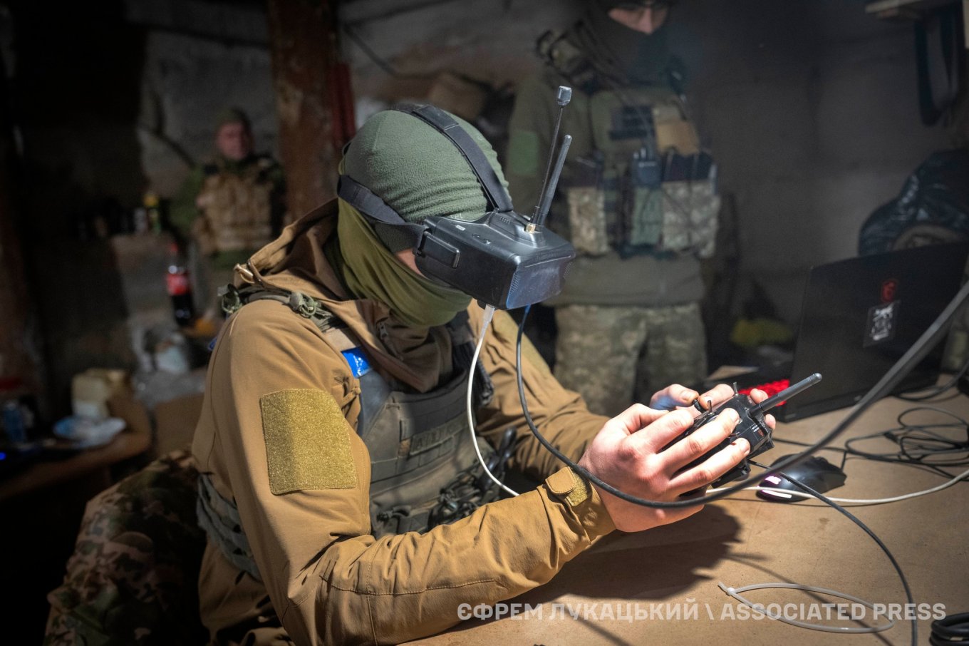 A Ukrainian FPV squad in a hideout / Defense Express / Instead of 