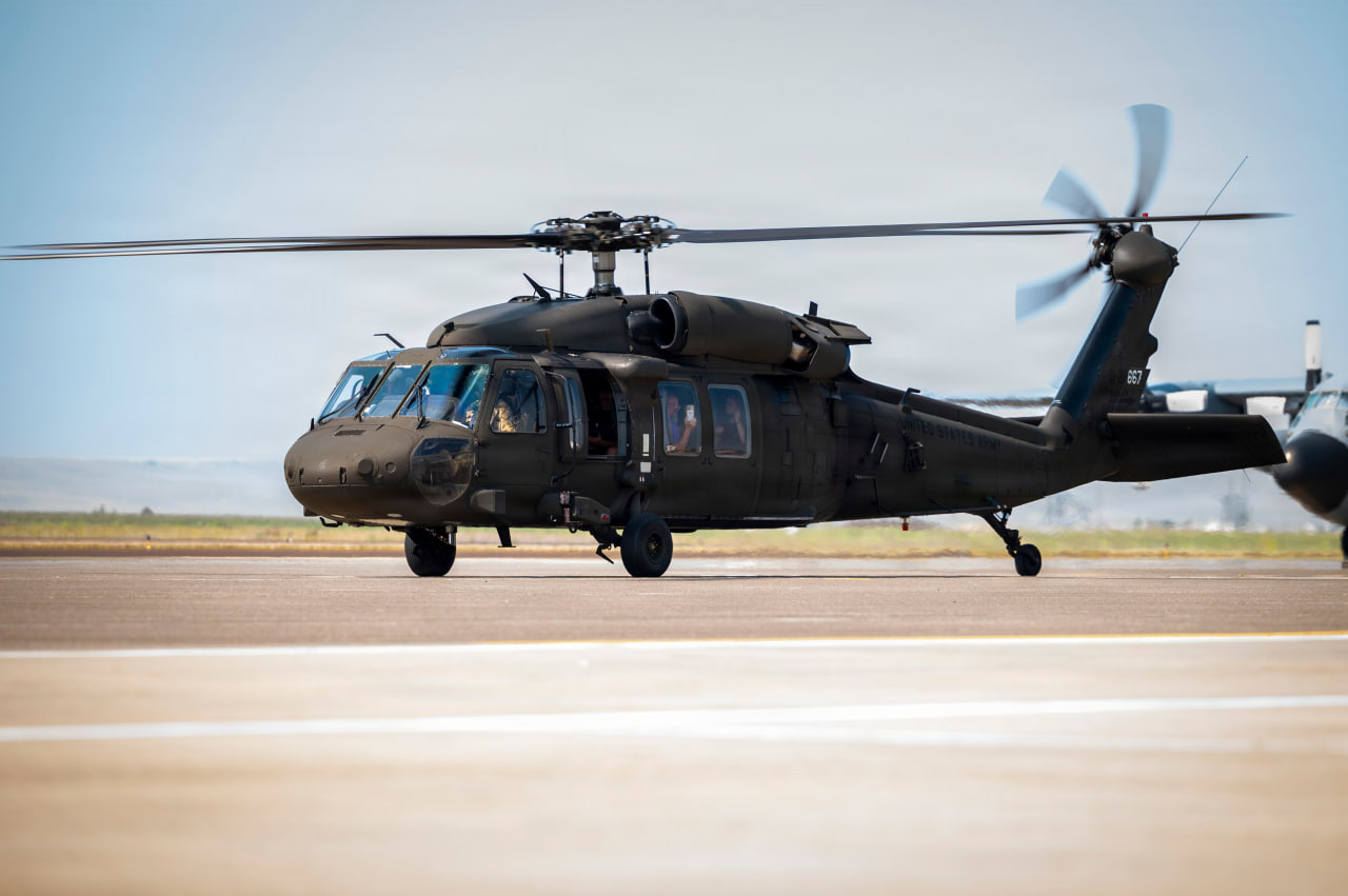 If Ukraine Wants to Switch to Black Hawks, Norway Shows Just How Much New Helicopters Could Cost