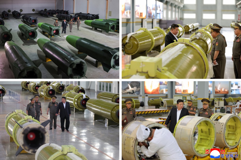 Kim Jong Un visits the new missile factory / Defense Express / North Korea's Launch of New Automated Missile Assembly Lines Threatens Ukraine