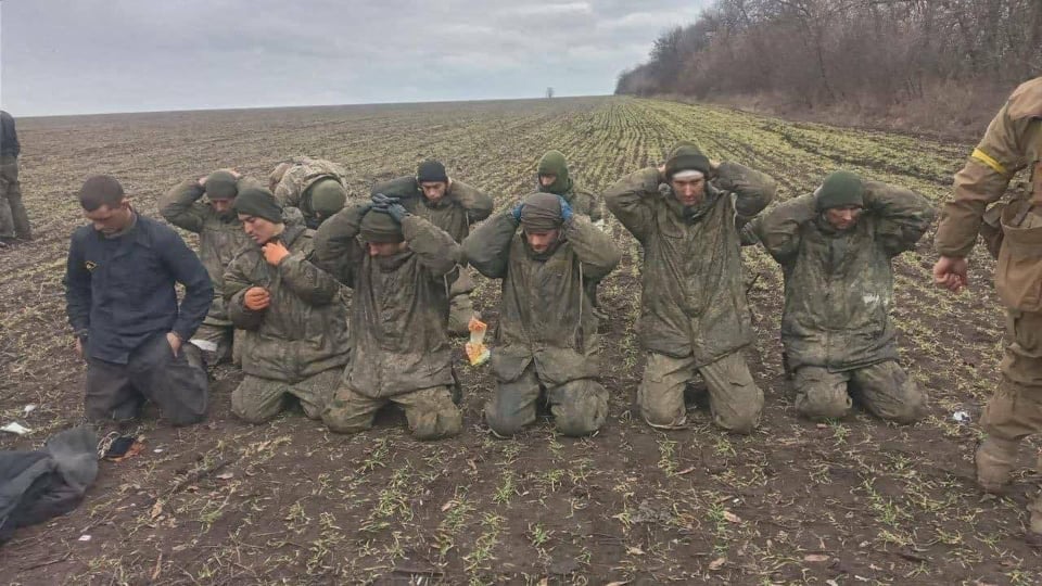 Defense Express / Russian occupiers, captured by Urainian Armed Forces / Day Seven: The Russian army continues to destroy Ukrainian cities