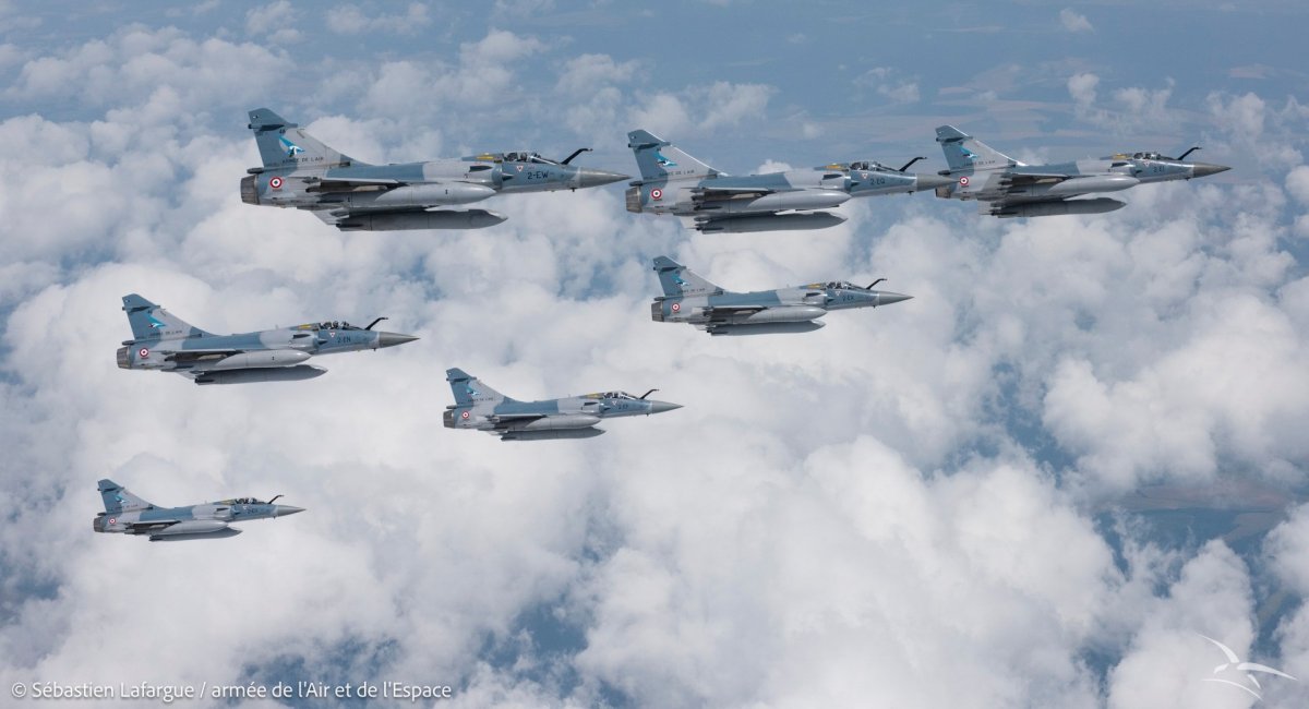 Squadron on Mirage 2000-5 / Defense Express / Mirage 2000-5: What the French Fighter Can and Cannot Do, A Sober Glance Without Exaggeration