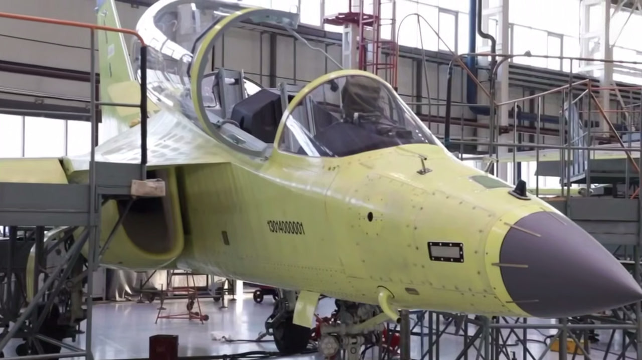 The first modernized russian Yak-130M