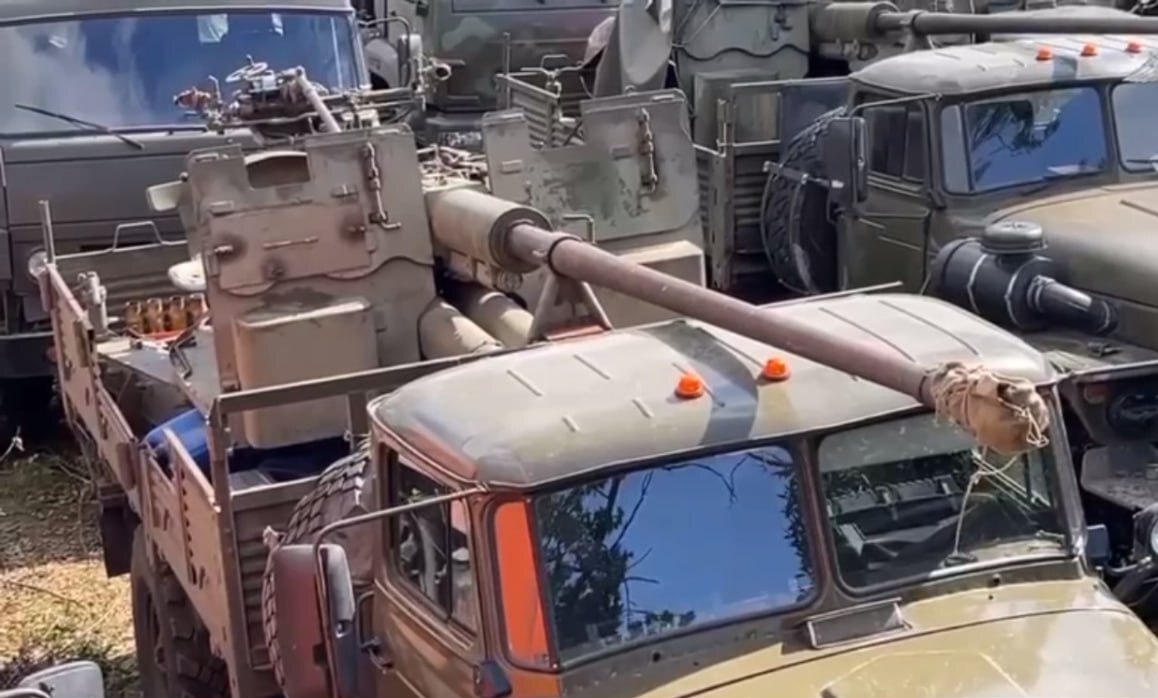 The “gun-trucks” with C-60 anti-aircraft guns, which were transferred from units of the Wagner Group to russian army in July 2023 Defense Express Impressive Arsenal: the Wagner Group Transferred Weapons and Equipment to russian Army (Photos)