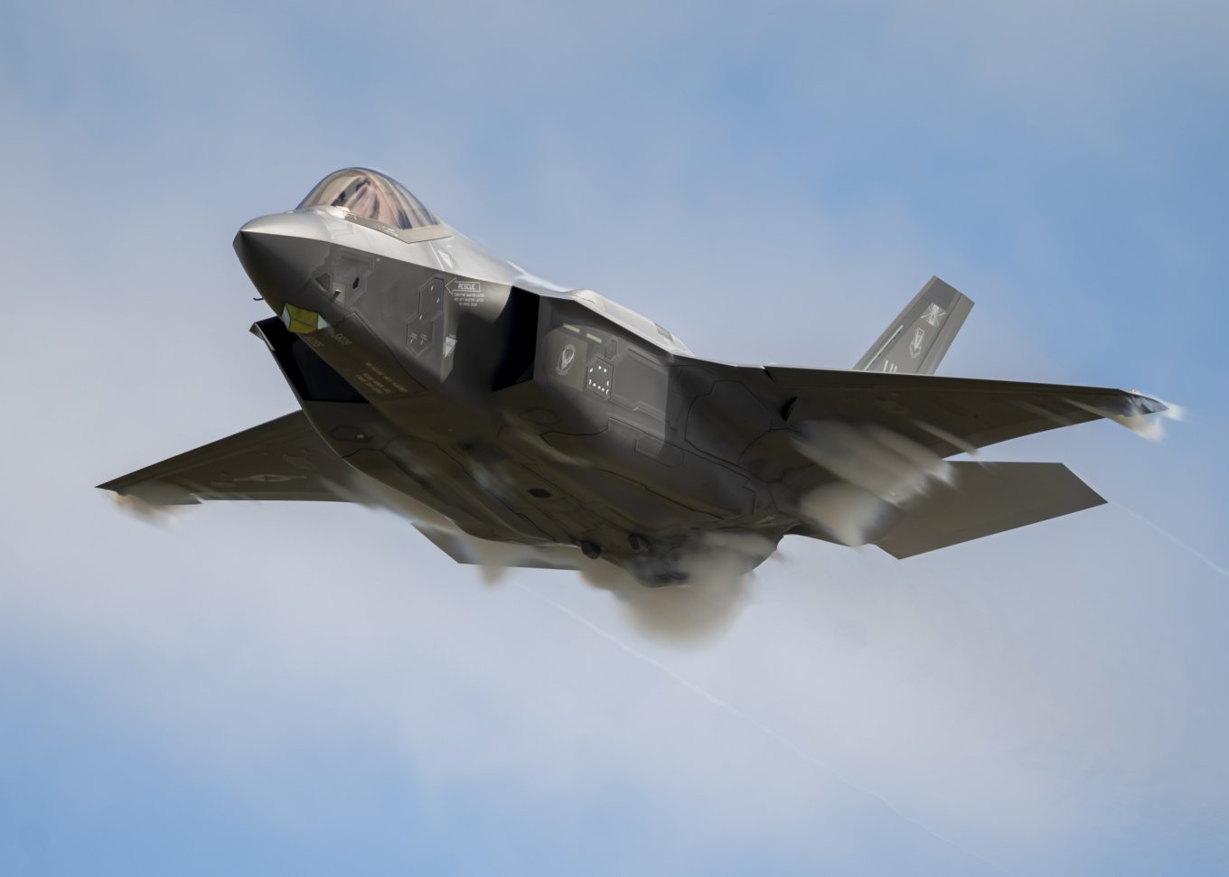 F-35A / Defense Express / Lockheed Martin Announced 5+ Generation Fighter Development Based on F-35, Promised to Deliver a