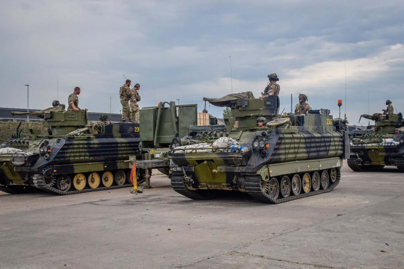 Danish servicemen on M113G3DK APCs / Ukrainian Servicemen are Already Mastering Danish M113G3DK Armored Personnel Carriers (Video)