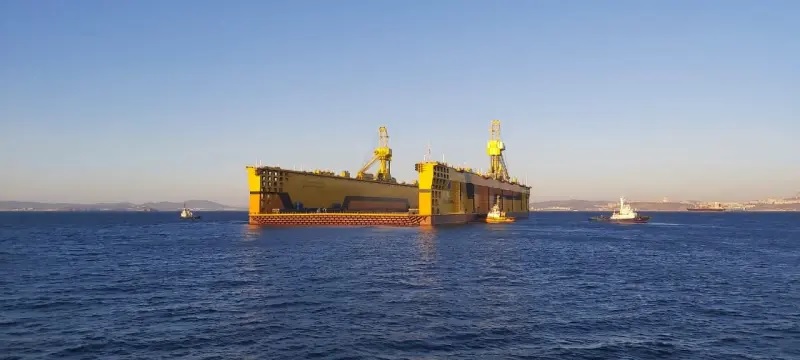 After Eight Years Underwater russia Lifts PD-50 Dry Dock Sunken in Admiral Kuznetsov Accident, Defense Express