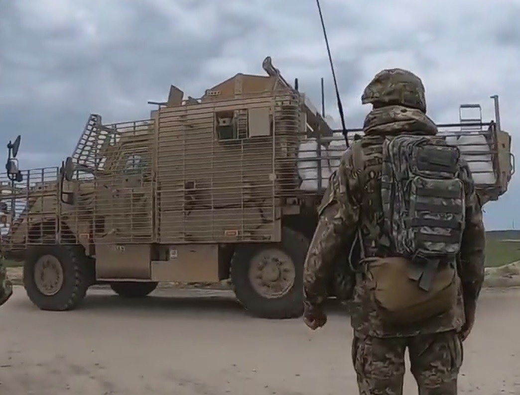 British Patrol Vehicles Wolfhound fixed on exercises in Ukraine