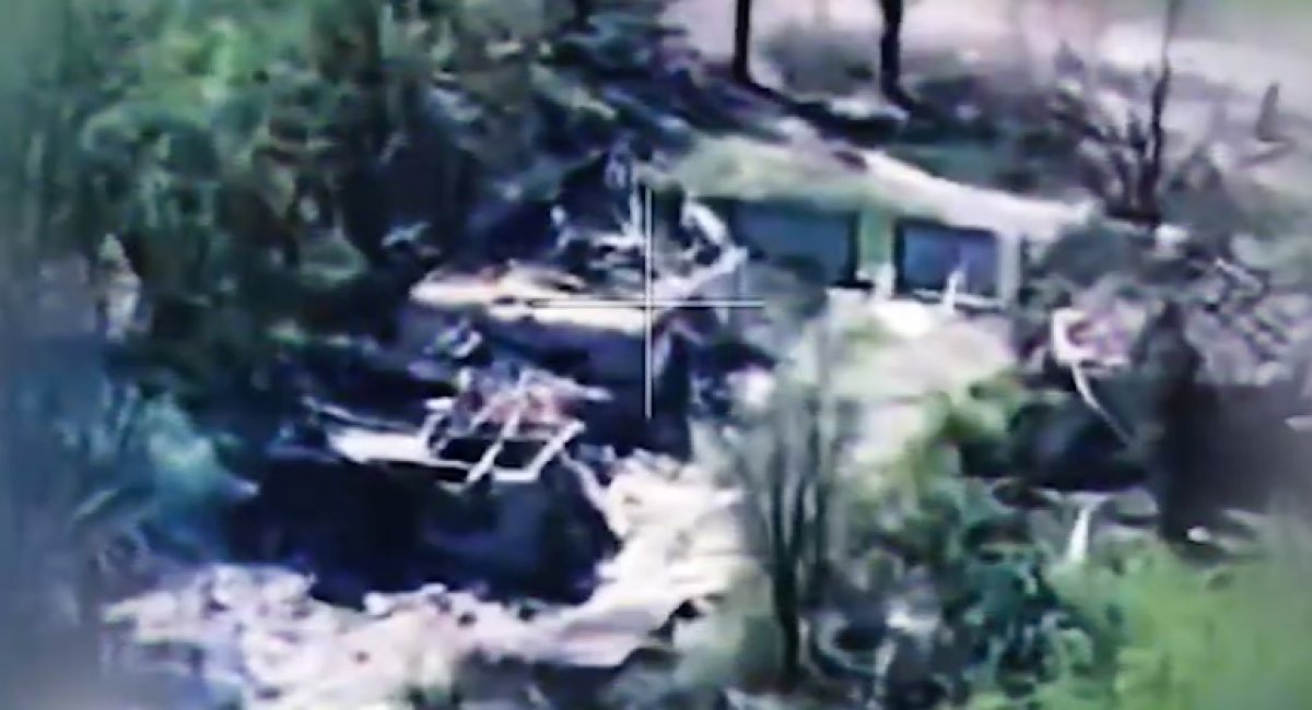 russian T-72 tank Defense Express $150,000 russian Orlan-30 Drone Destroyed by Cheap Ukrainian FPV