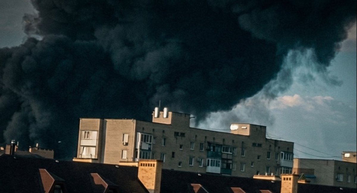 The Ilsky Oil Refinery Defense Express Ukraine Strikes 21 russian Oil Tankers in Massive Sea of Azov Operation