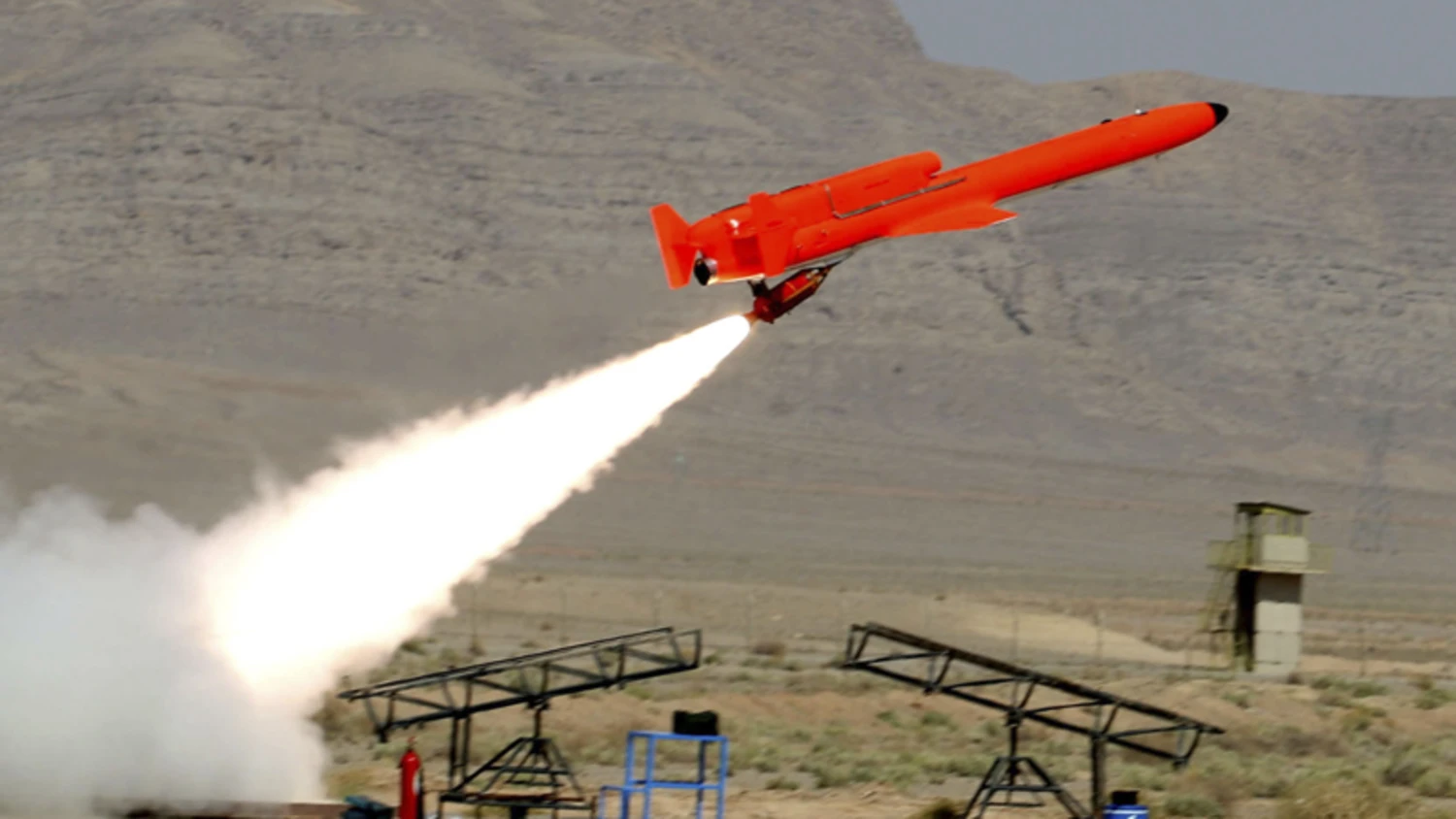 The iranian Karrar attack drone / Defense Express / What's Wrong With russian Dan-M UAV Converted into Cruise MIssile: Pointless Smoke Screen Project By a Broke Company