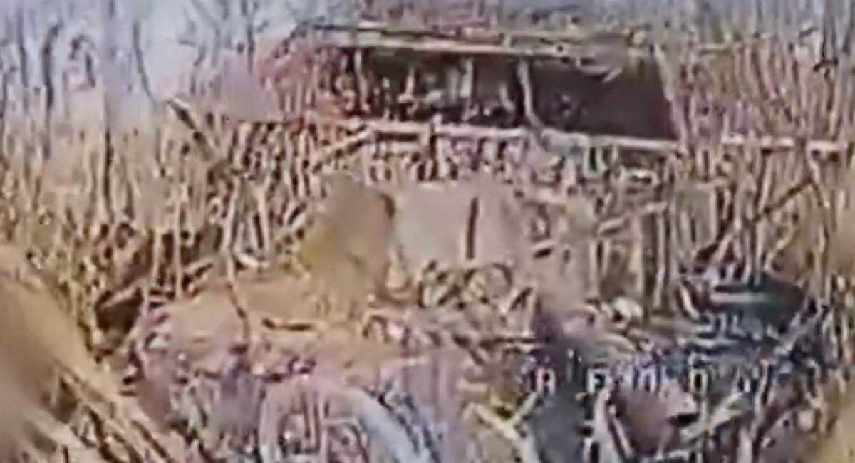 russian 2S9 Nona-S self-propelled artillery system Defense Express Ukraine Destroys russian An-72 Aircraft, 4 Orion UAVs, and P-37 Radar in Crimea Strike (Video)