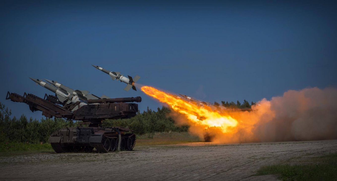 S-125 Newa SC / Defense Express / Tổng thống Ba Lan Duda hứa cung cấp đạn SAM cho Ukraine, loại nào vẫn còn