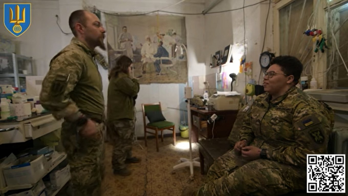 American Frontline Medic Glenna Manchego, BabyDoc, Defends Ukraine Now to Live Here After