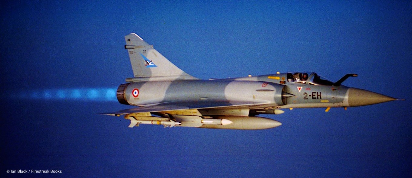 Mirage-2000-5 với R550 Magic 2 và Super 530D