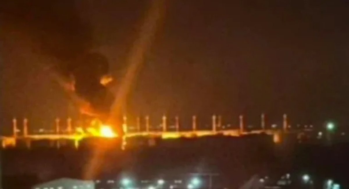 The oil depot near Engels air base after a Ukrainian drone strike