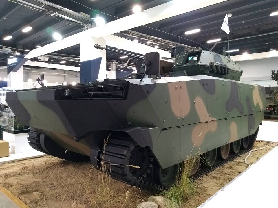 The Borsuk IFV at the MSPO 2018 International defense industry exhibition Defense Express Defense Express’ Weekly Review: russian Hosta Hybrid SPGs, Izdeliye 720 Missiles and the Kronos Stealth Submarine by Ukrainian Developers
