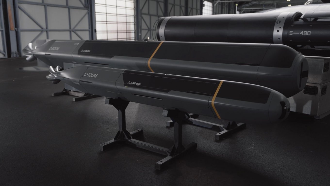 Copperhead-100 and Copperhead-500 unmanned underwater vehicles / Defense Express / Anduril Shows Innovative Swarm-Capable and Affordable Copperhead Torpedo Drones