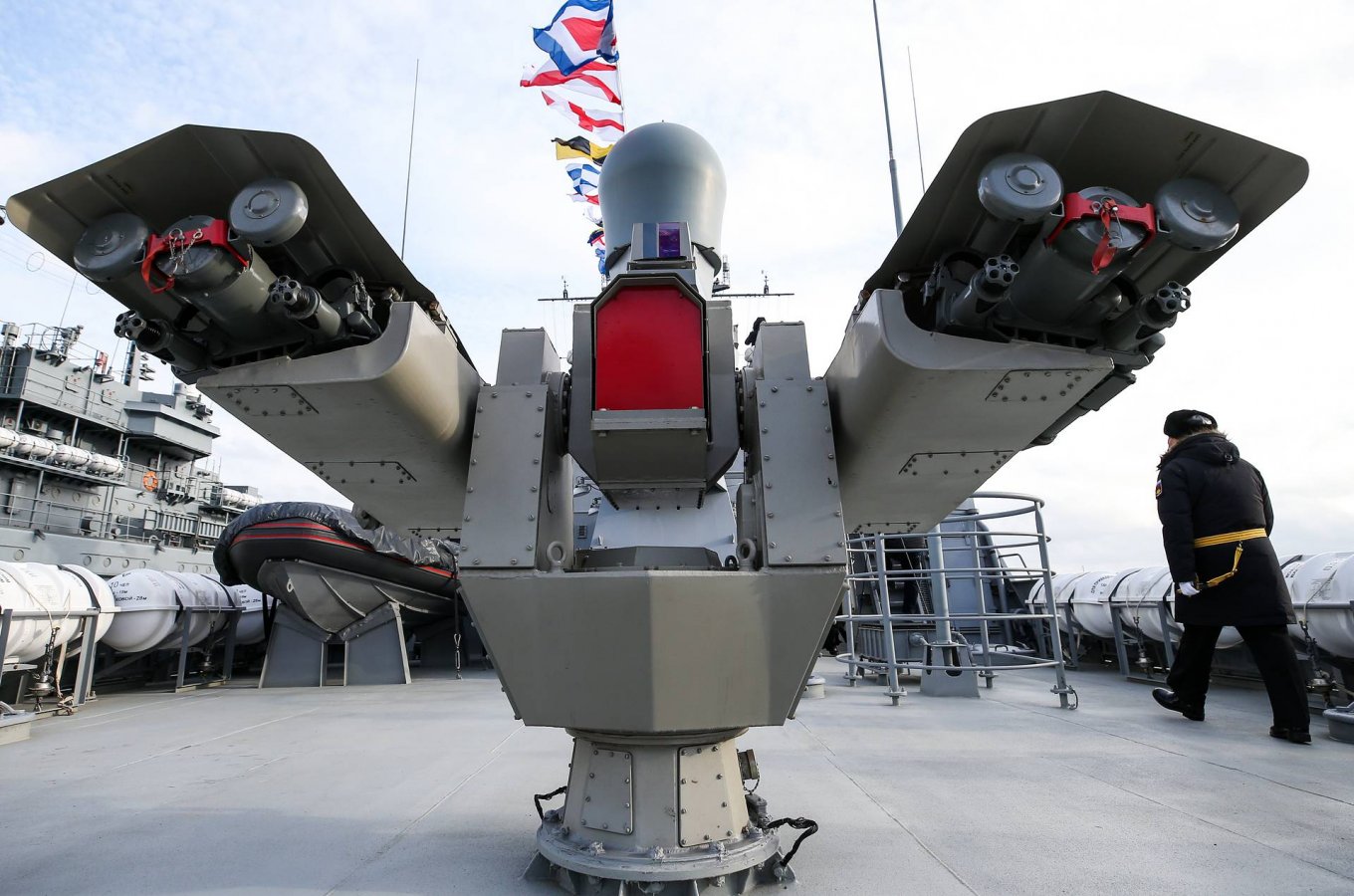 The Hybka air defense system, which is on the ships of project 21631 Buyan-M, in particular on the Grayvoron missile corvette, Grayvoron Is Not Only a Settlement in russia’s Riot-Torn Belgorod Region, But Also a Corvette That Fired Kalibr Missiles at Ukraine, Defense Express