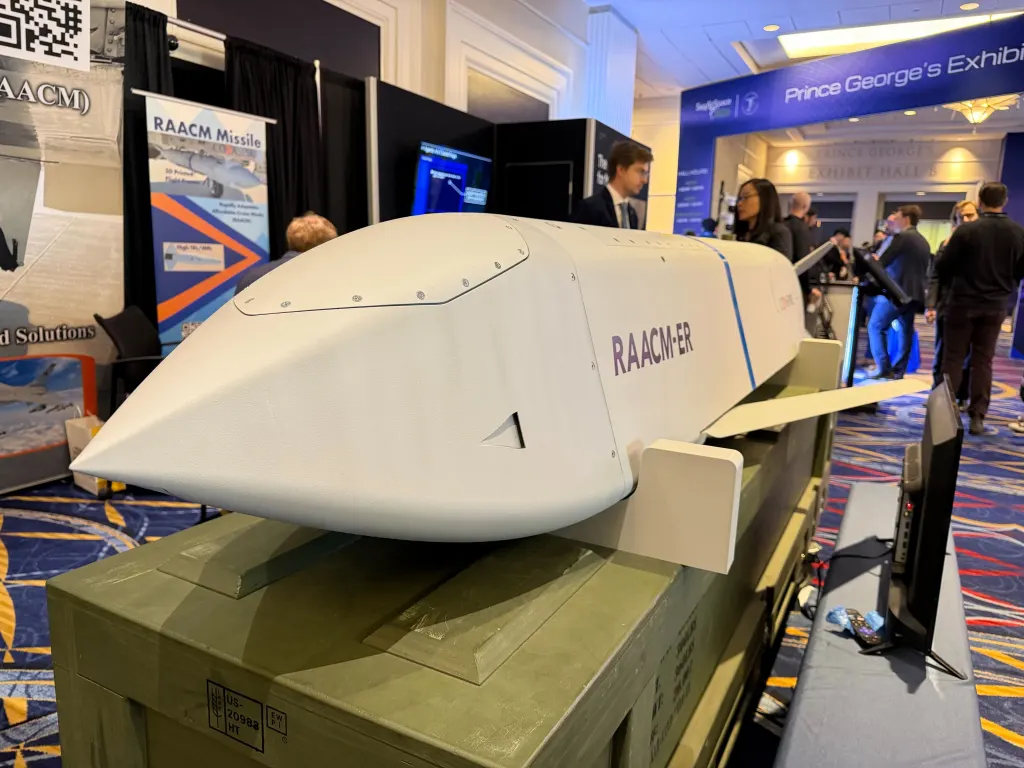 Although RAACM-ER can be visually compared to AGM-158 JASSM, conceptually this is a missile of different class / Photo credit: Jamie Hunter / The War Zone
