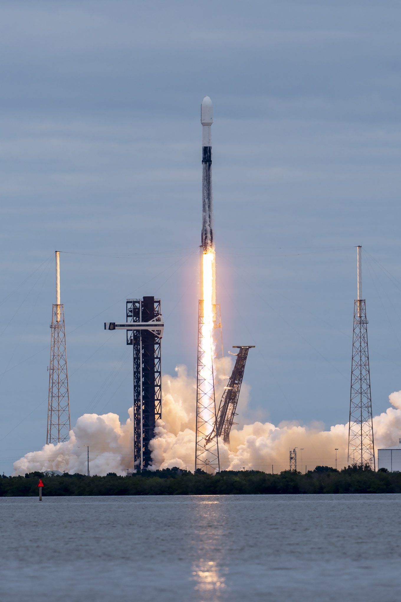 Falcon 9 - 132 phóng vào năm 2024