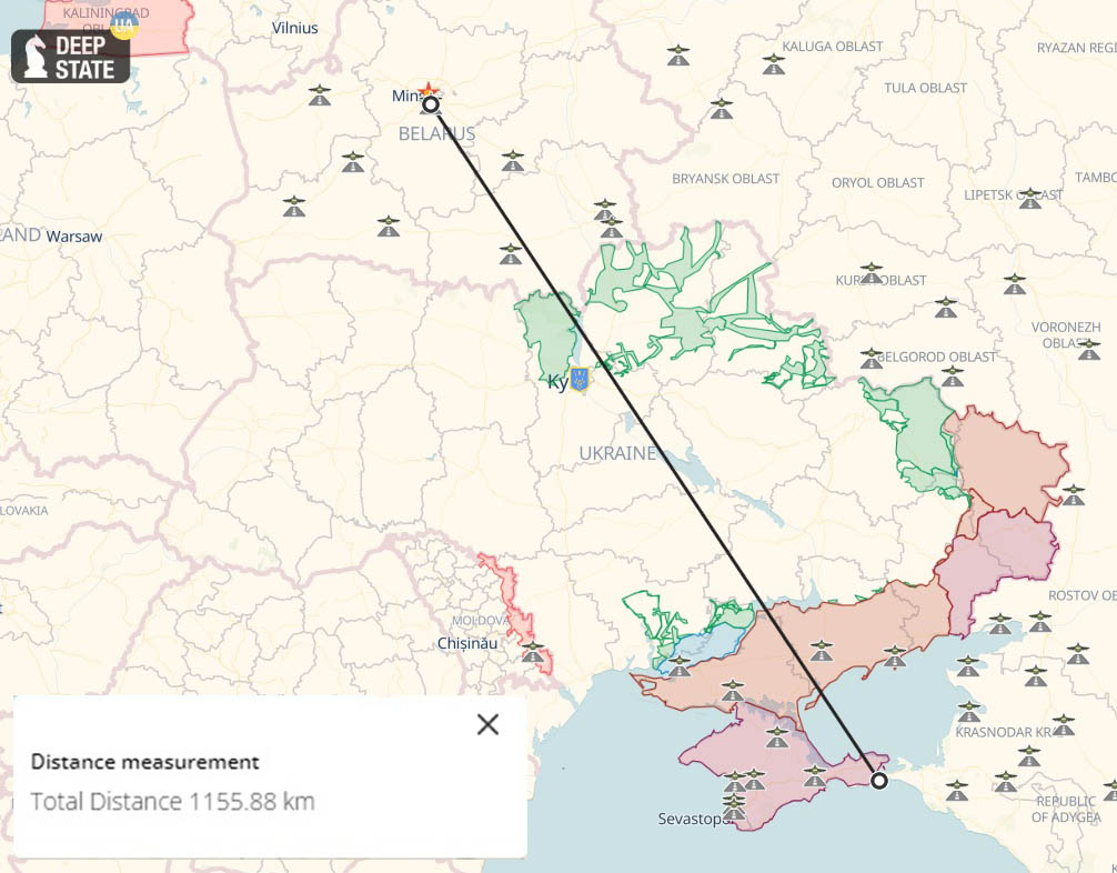 The distance from Machulishchy air base to the furthest point of Ukraine's territory