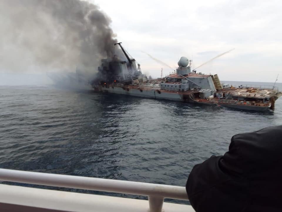 Assessed photo of the Moskva cruiser on fire