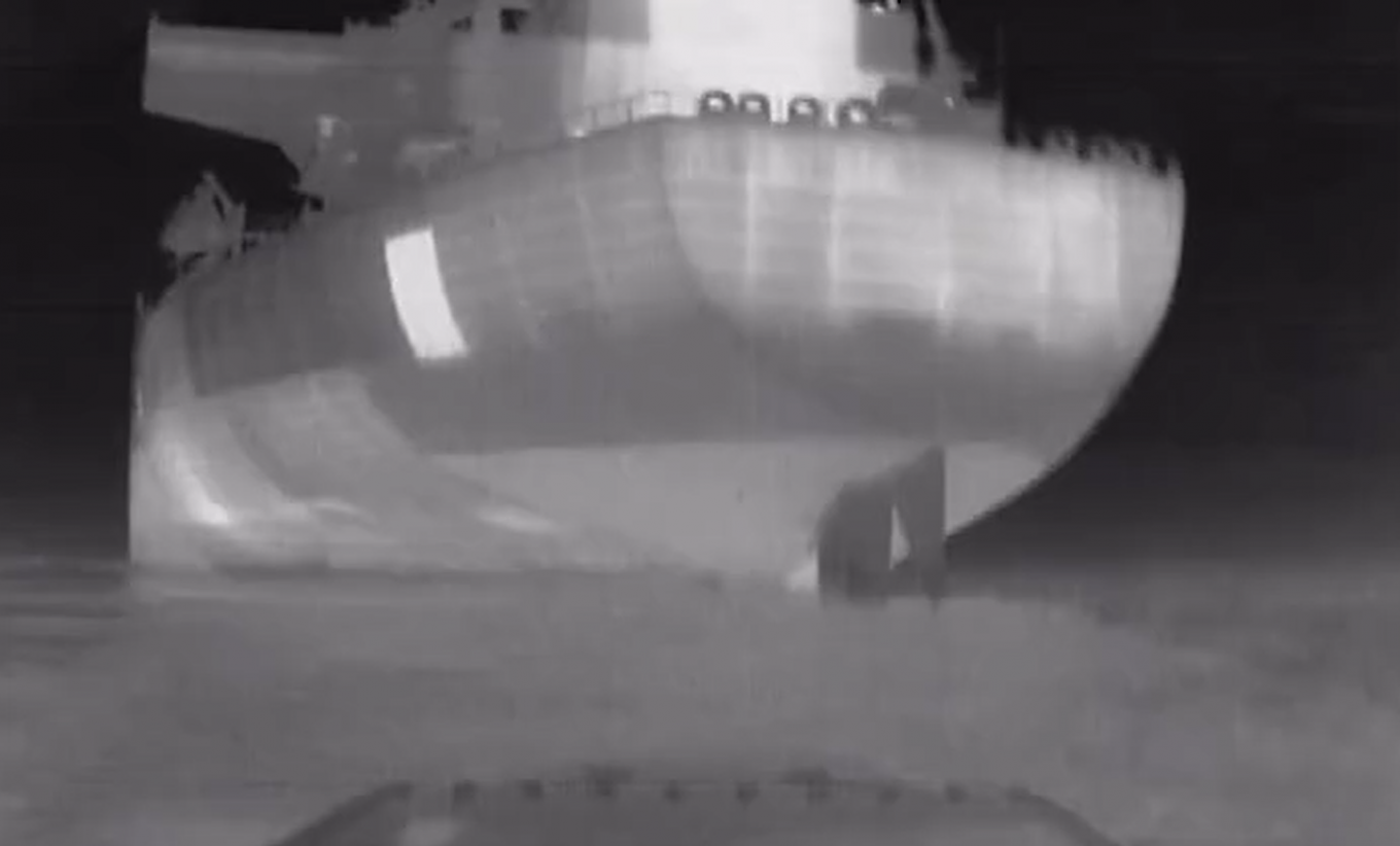Ukrainian Forces Hit Two russian shadow fleet Tankers Near Novorossiysk Port (Video), Defense Express