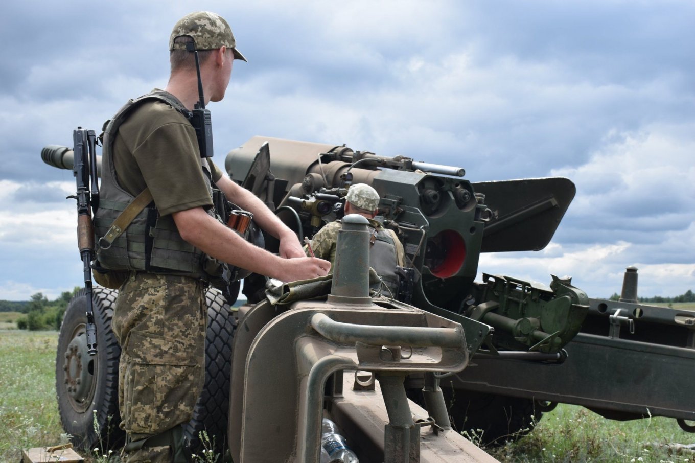 Artillery Update in Ukraine: How Many Needed, How Long It Takes, Why Trophy Msta-S SPG’s Can Still Be in Service For Long, Defense Express, war in Ukraine, Russian-Ukrainian war