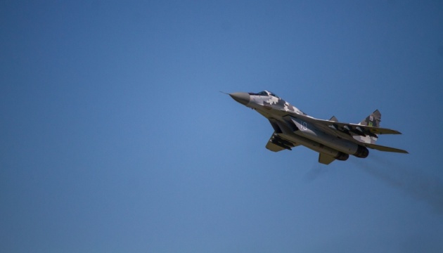 Ukrainian fighter jets shoot down two enemy targets over Sumy region, Defense Express
