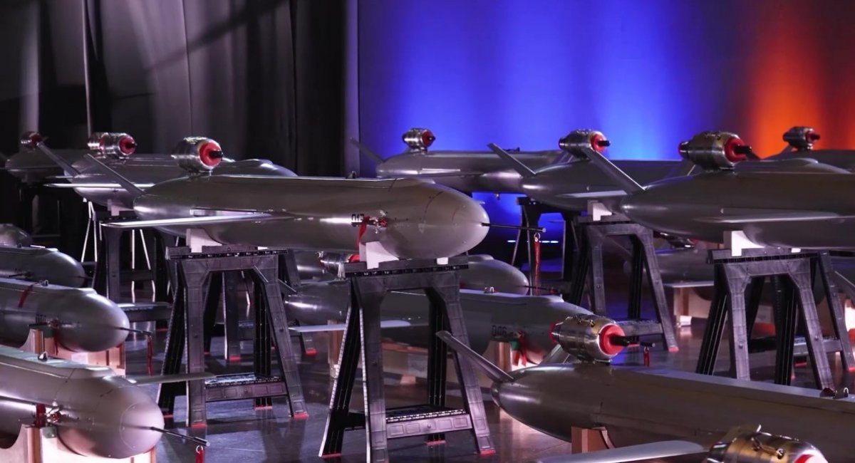 Peklo one-way attack drone/cruise missile / Defense Express / Ukraine Unveils Bars: New Medium-Range Drone Missile Capable of Striking Deep Inside russia
