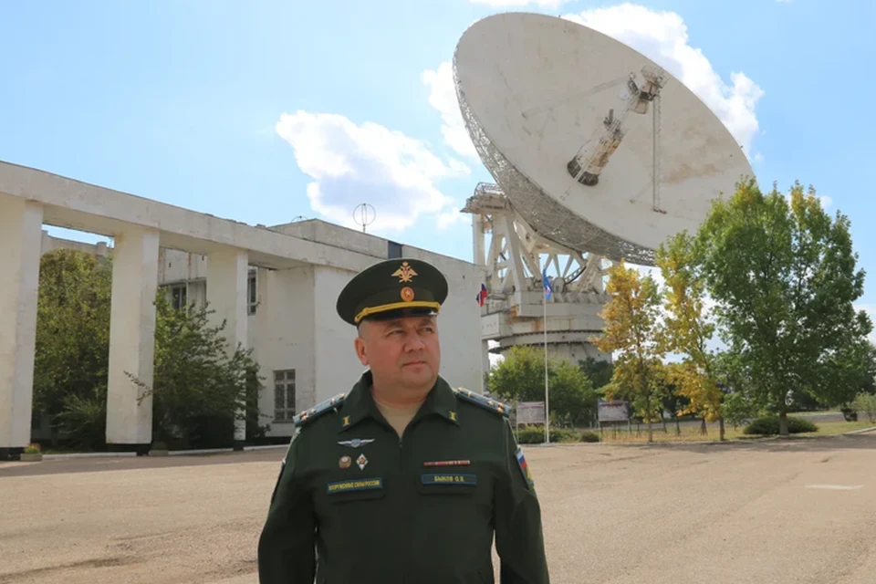 Oleg Bykov, Commander of military unit 81415 in 2021, Colonel of the russian Aerospace Forces / Defense Express / Ukraine Strikes the RT-70 Radio Telescope in Crimea, and It's even More Important Than S-400 Radar Loss