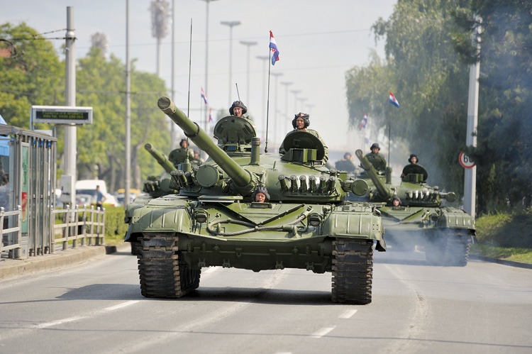 Defense Express / Why iran and India Wanted Yugoslavia's M-84 Tanks Over Soviet T-72s Yet Couldn't Acquire Them