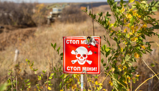 The press service of the National Guard of Ukraine: Invaders massively mining settlements as they retreat, Defense Express, war in Ukraine, Ukrainian-Russian war