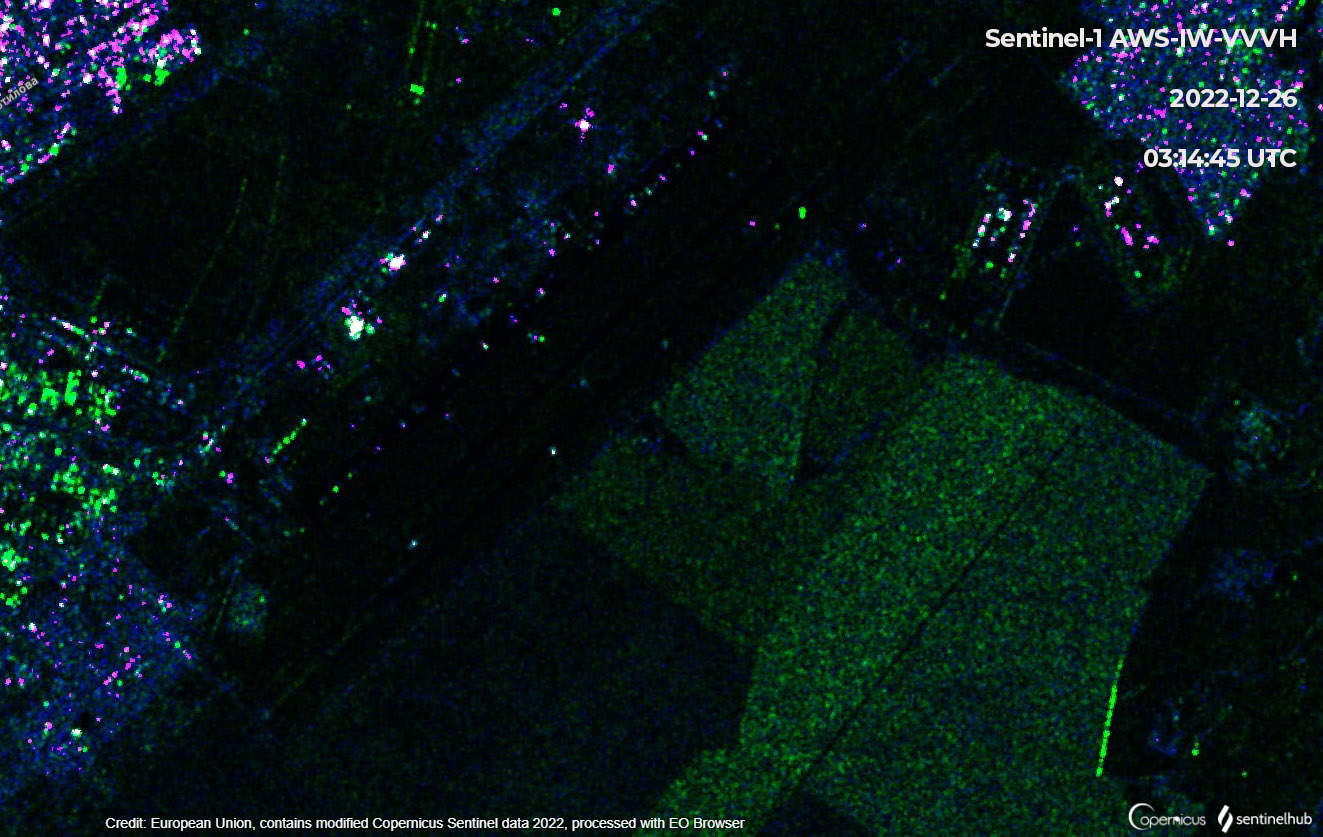 Satellite image of the Engels Air Base in the SAR range from December 26 after the explosions (Sentinel-1), How Many Tu-95MS Aircraft Could Be Destroyed After the Second Attack on the Engels Airfield, Defense Express