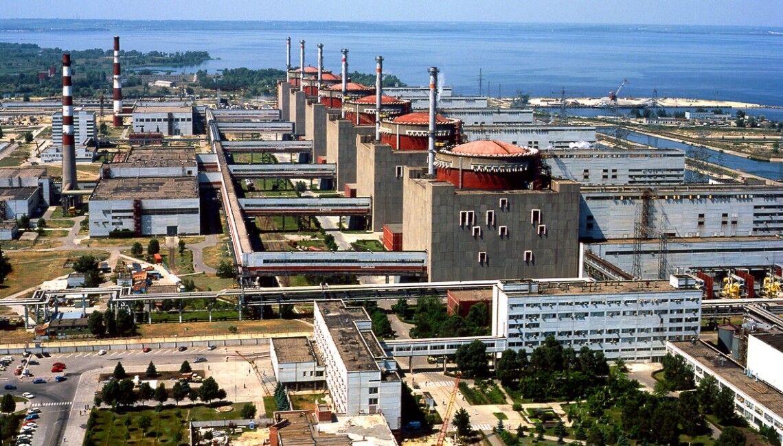 Zaporizhzhia NPP is the largest nuclear facility in Europe and among the 10 largest in the world, The UK Defense Intelligence says russia integrates ZNPP actual reactor buildings in tactical defense planning, Defense Express