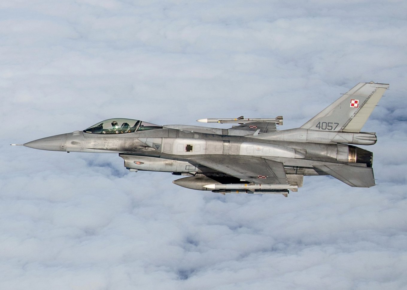 Polish Air Force F-16C fighter jet, Poland Gets New U.S. Loan for Weapons, Plans to Use It to Upgrade its F-16 Fighter Jets