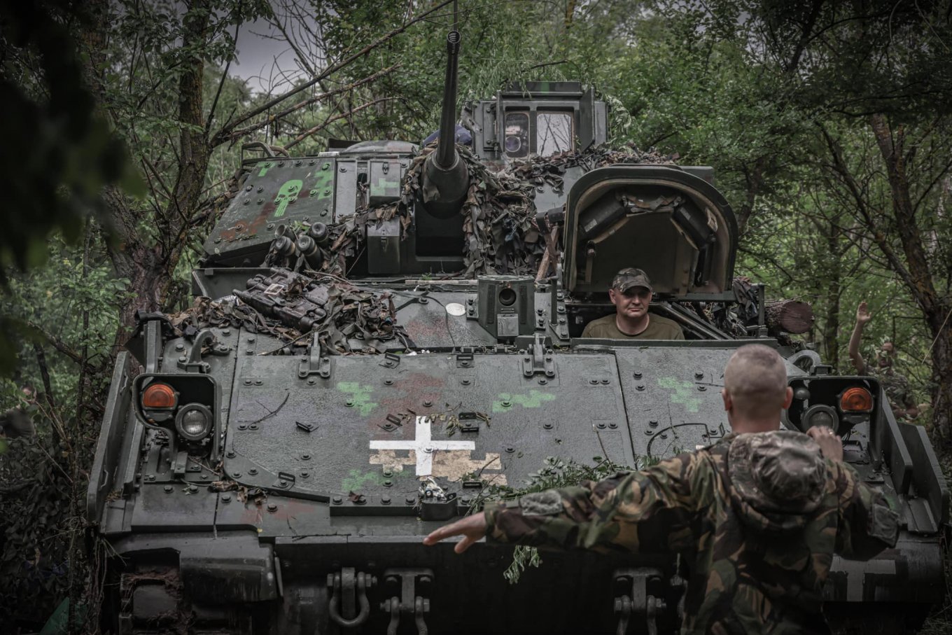 Ukraine’s Defense Official Says On What A Factor Makes American M2 Bradley IFV Valuable for Ukrainian Warriors, Defense Express
