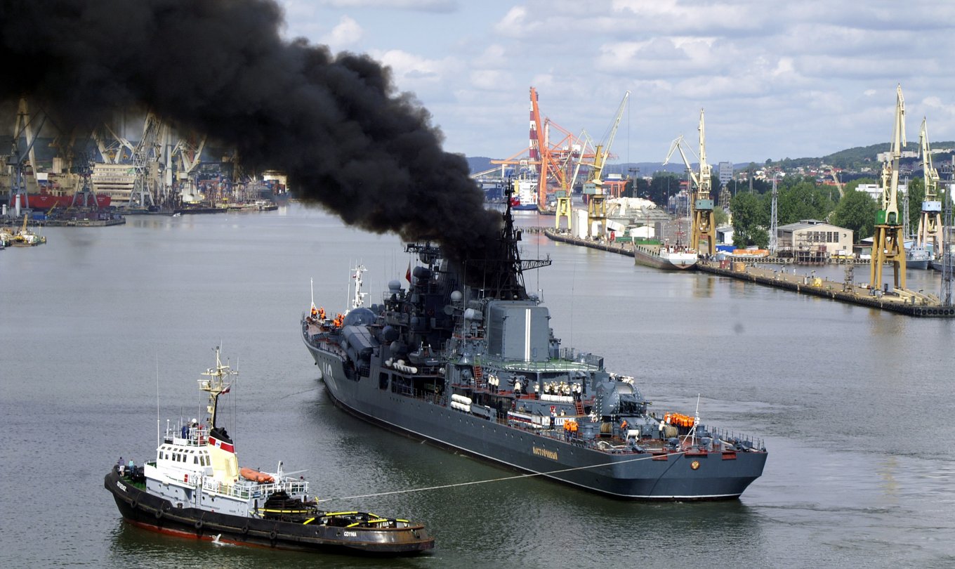 Smoke rising from the russian Nastoychivy destroyer